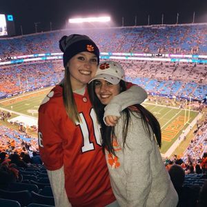 Meet your Posher, Liv